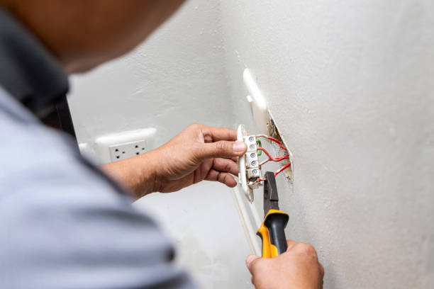 Best Emergency Electrical Repair  in Salem Heights, OH